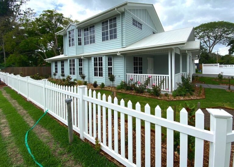PVC Picket Fence